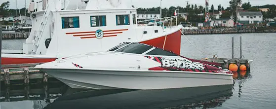 Car and boat wraps near me